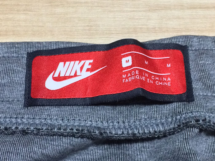 廃盤　NIKE  テックフリースパンツ　旧型　※値下げ不可でお願いします