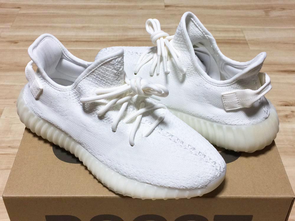 adidasYeezyBoostイージーブースト350 V2 クリーム トリプルホワイト