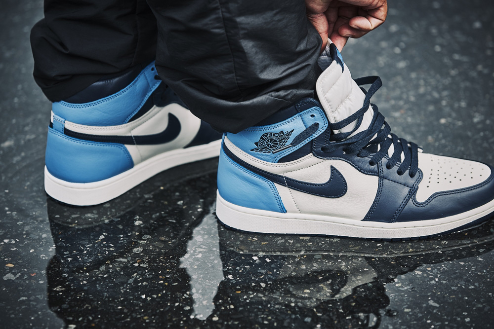 Nike Air Jordan 1 ObsidianオブシディアンUNC-