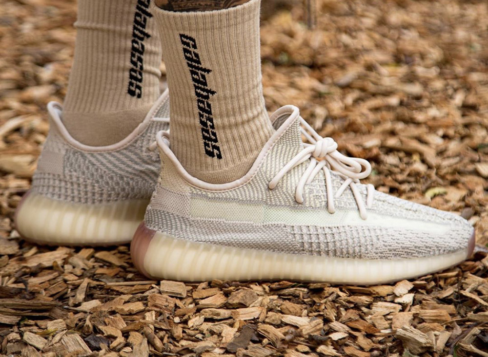 YEEZY BOOST 350V2 “SYNTH” イージー