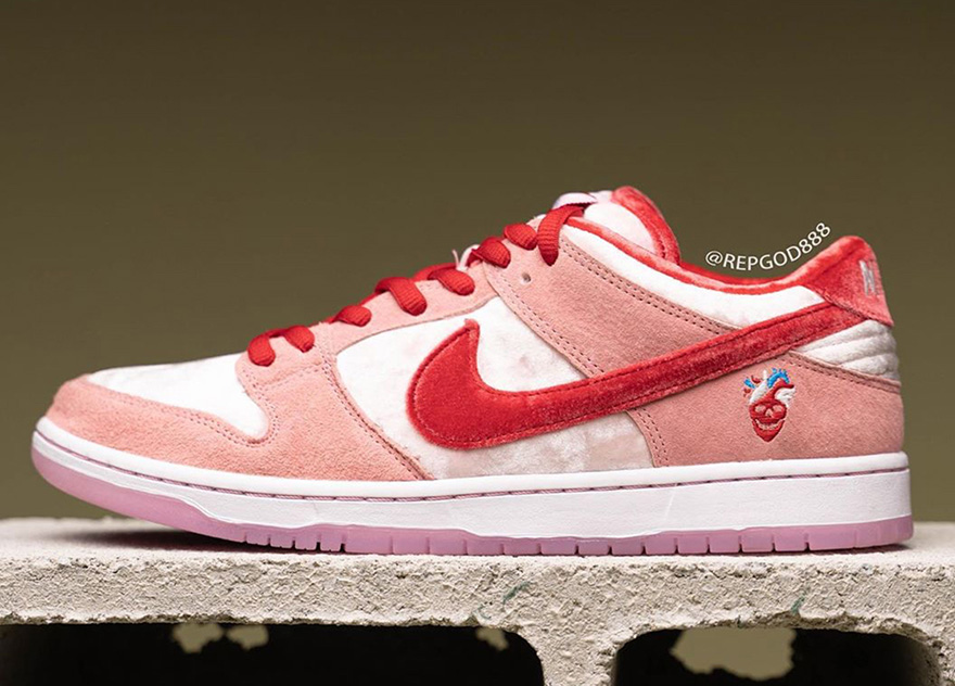 nike dunk low valentines day