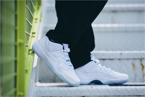 Nike Air Jordan 11 Low  Legend Blue