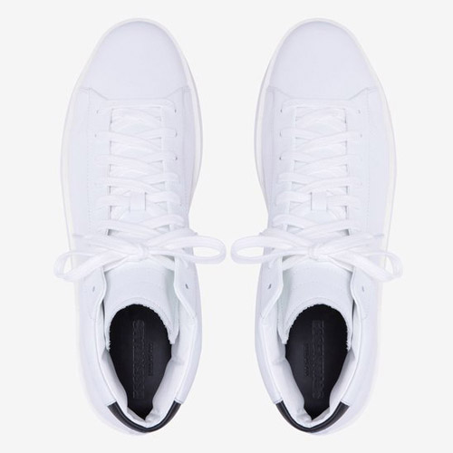 NEW!!】Fear Of God Essentials Tennis Shoes に 