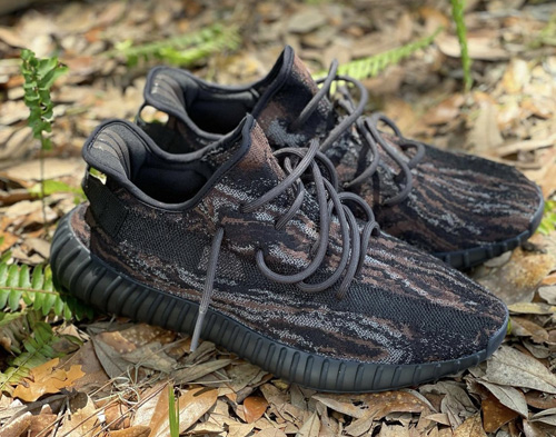 MH654 adidas Yeezy Boost 350 V2 MX ロック